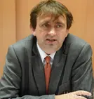 Prof. Dr. Keményfi Róbert